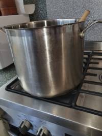 Pic of cookingPot
